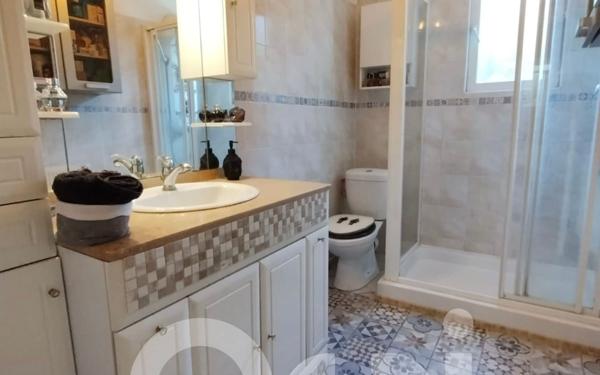 Maison à vendre    10 pièces •  L'Isle-sur-la-Sorgue