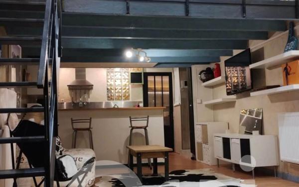 Maison à vendre    10 pièces •  L'Isle-sur-la-Sorgue