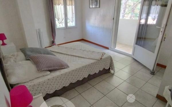 Maison à vendre    10 pièces •  L'Isle-sur-la-Sorgue