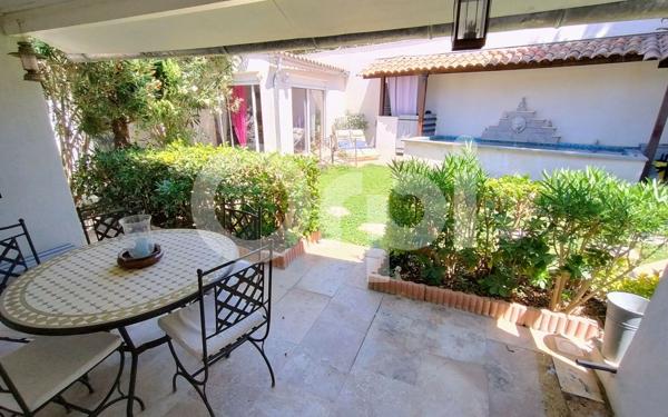 Maison à vendre    10 pièces •  L'Isle-sur-la-Sorgue