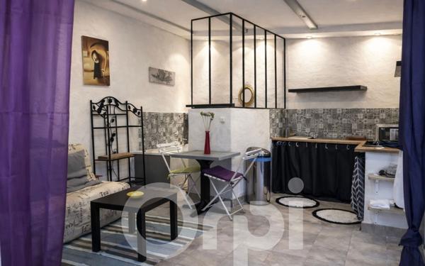 Maison à vendre    10 pièces •  L'Isle-sur-la-Sorgue