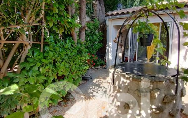 Maison à vendre    10 pièces •  L'Isle-sur-la-Sorgue