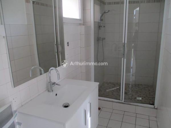 Location Maison 6 pièces 126 m2 à Loulay