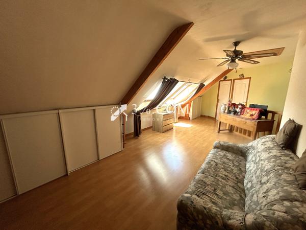 Maison 6 pièce(s) 4 chambre(s) 158 m²