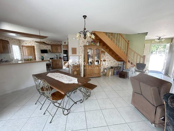 Maison 6 pièce(s) 4 chambre(s) 158 m²