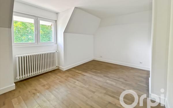 Maison à vendre    7 pièces • 231 m2 Marines
