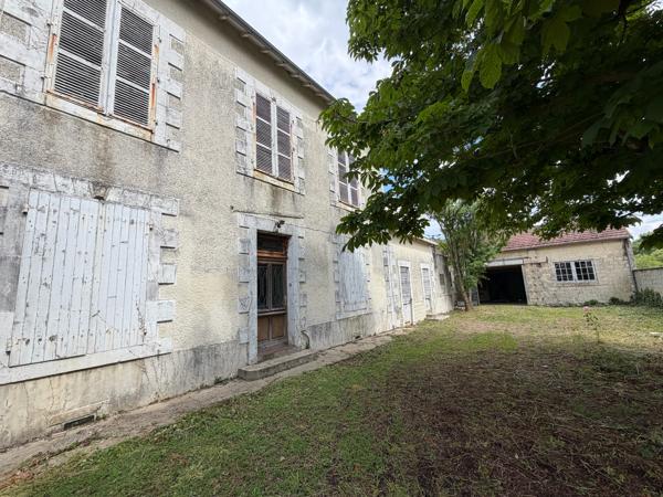 Ensemble immobilier Brioux Centre