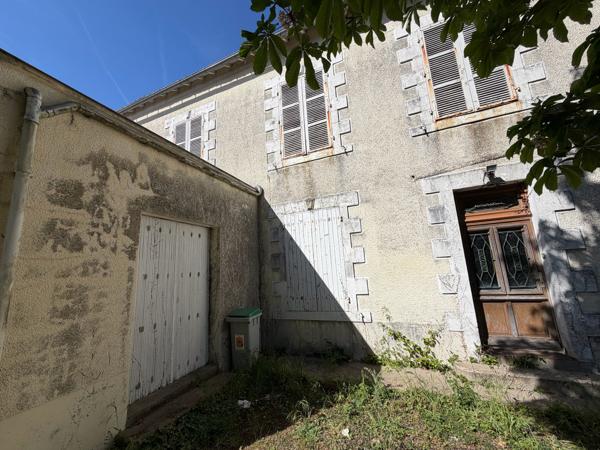 Ensemble immobilier Brioux Centre