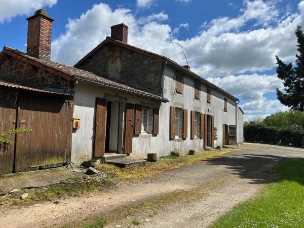 Longère à rénover et dépendances