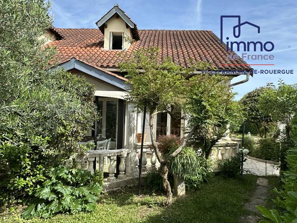 Plain-pied  156 m², 6 chambres a proximité immédiate à pied d'écoles, lycées et tous commerces