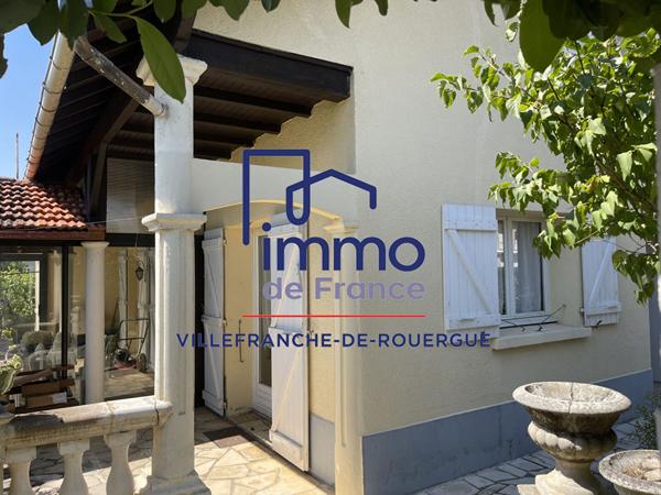 Plain-pied  156 m², 6 chambres a proximité immédiate à pied d'écoles, lycées et tous commerces