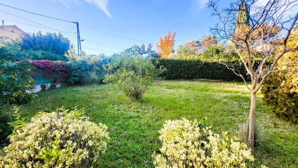 Magnifique terrain 402 m² exposé plein sud constructible