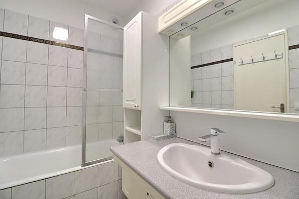 Appartement Saint Leu La Foret 3 pièce(s) 69 m2+ PLACE DE PARKING