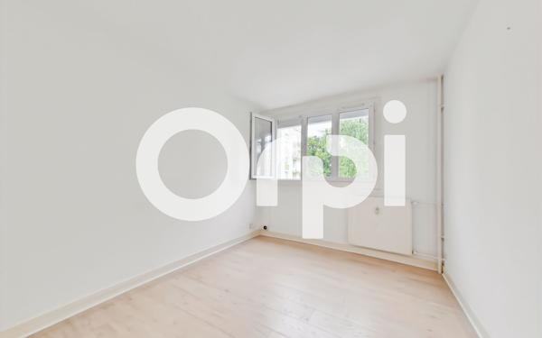 Appartement à vendre    4 pièces • 72,40 m2 Senlis