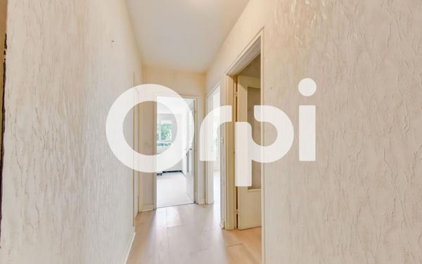 Appartement à vendre    4 pièces • 72,40 m2 Senlis