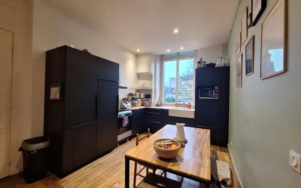 Appartement à vendre    6 pièces •  Reims