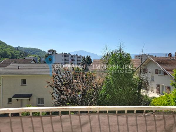Appartement
                                                                                                                                                                                                                                                                                                                        3 pièce(s)                                                                                                                                                                                                          2 chambre(s)                                                                                                                                                                                                          71  m²