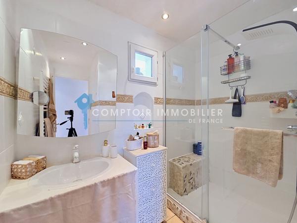 Appartement
                                                                                                                                                                                                                                                                                                                        3 pièce(s)                                                                                                                                                                                                          2 chambre(s)                                                                                                                                                                                                          71  m²