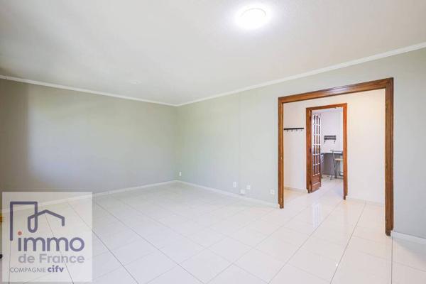 GRENOBLE - 145 COURS DE LA LIBERATION ET DU GENERAL DE GAULLE - APPARTEMENT T3