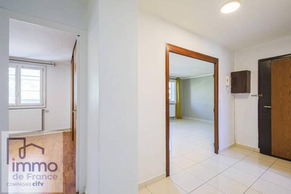 GRENOBLE - 145 COURS DE LA LIBERATION ET DU GENERAL DE GAULLE - APPARTEMENT T3