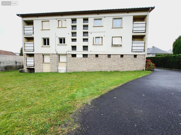 Immeuble de rapport à vendre à Ussel en Corrèze (19200), ref : UM 1199