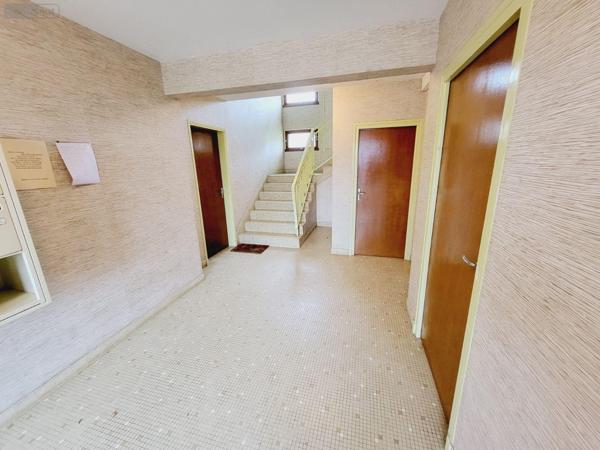 Immeuble de rapport à vendre à Ussel en Corrèze (19200), ref : UM 1199