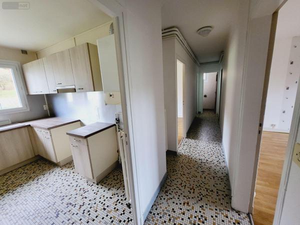 Immeuble de rapport à vendre à Ussel en Corrèze (19200), ref : UM 1199