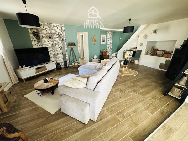 Maison
                                                                                                                                                                                                                                                                                                                        7 pièce(s)                                                                                                                                                                                                          4 chambre(s)                                                                                                                                                                                                          188.25  m²