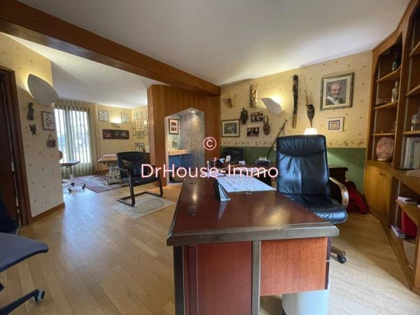 Maison à vendre 6 pièces de 205 m²