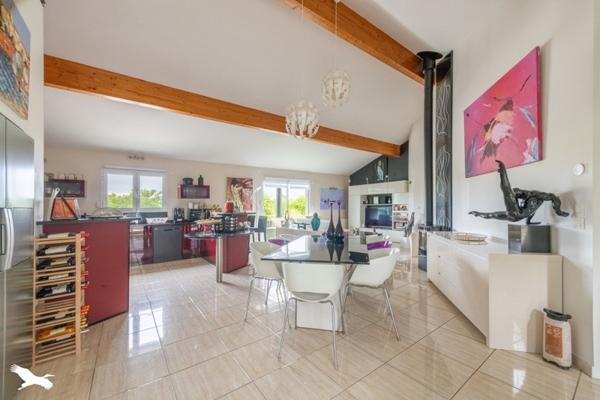 Maison à vendre |  Camblanes-et-Meynac |  6 pièces | 199 m²