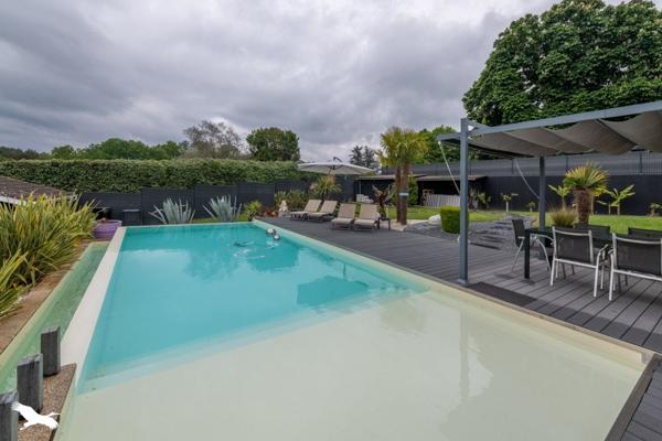 Maison à vendre |  Camblanes-et-Meynac |  6 pièces | 199 m²