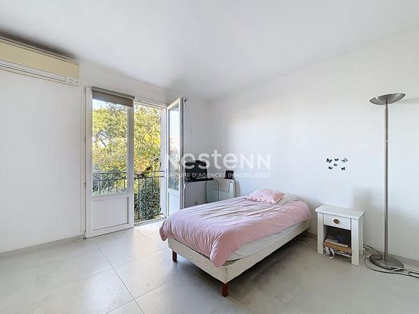 Super Cannes - Maison 219 m² - 5 Chambres - Terrain 2820 m² - Piscine - Garage - Calme