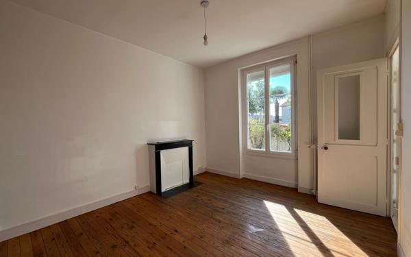 Maison à vendre    4 pièces •  La Rochelle