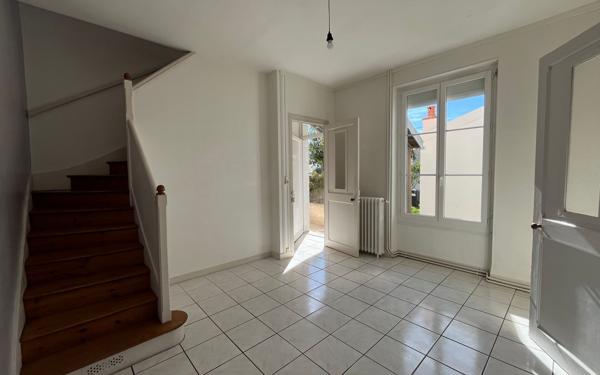 Maison à vendre    4 pièces •  La Rochelle