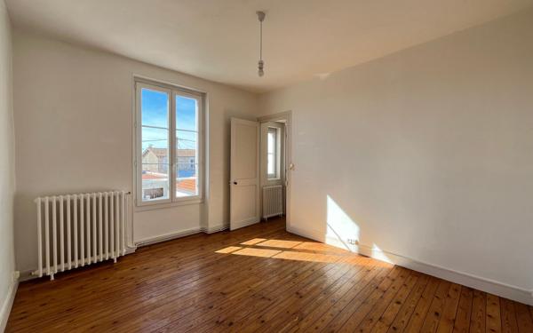 Maison à vendre    4 pièces •  La Rochelle