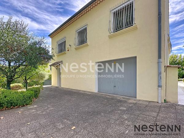 Maison à vendre à Peynier - 6 pièces, 5 chambres, proche centre-ville