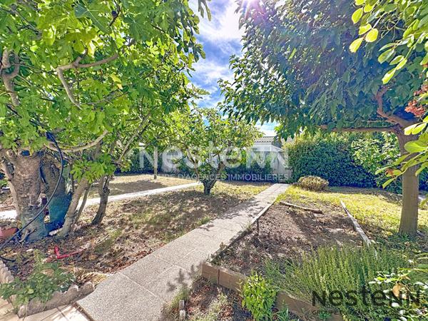 Maison à vendre à Peynier - 6 pièces, 5 chambres, proche centre-ville