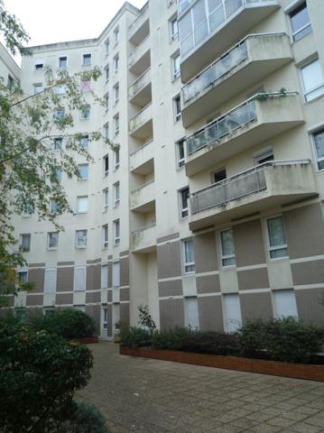 Appartement COURBEVOIE - 2 pièces - 52.30 m2