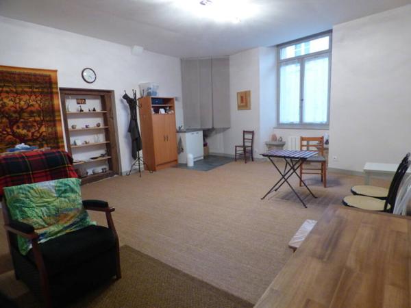 Local professionnel - 54 RUE DE LYON, 69590 SAINT SYMPHORIEN SUR COISE