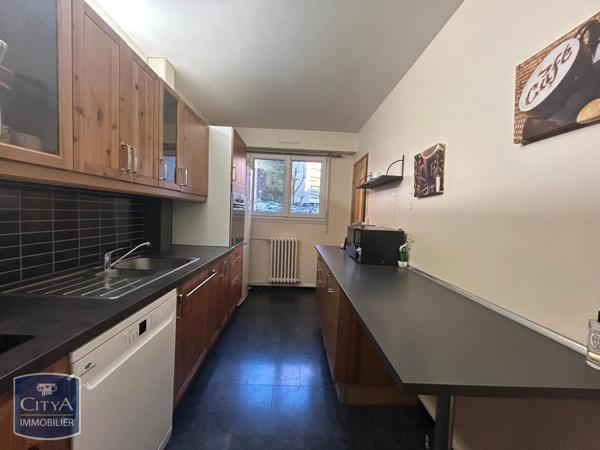 Appartement à louer 3 pièces 62.9m²