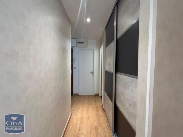 Appartement à louer 3 pièces 62.9m²