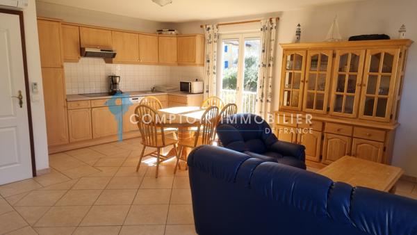 Villa
                                                                                                                                                                                                                                                                                                                        4 pièce(s)                                                                                                                                                                                                          3 chambre(s)                                                                                                                                                                                                          73  m²