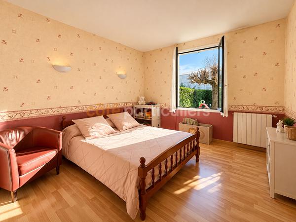 Vente
                Maison160 m² - 6 Pièces -
                    LAVAUR (81500)