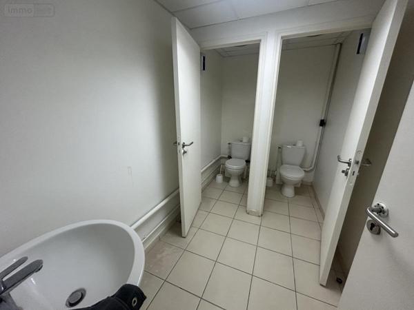 Fonds et/ou murs commerciaux à louer à Cambrai dans le Nord (59400), ref : 59083-L1800   
Centre-Ville