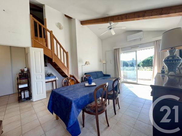 Appartement T4 à vendre  4 pièces - 85 m2 LE LAVANDOU - 83