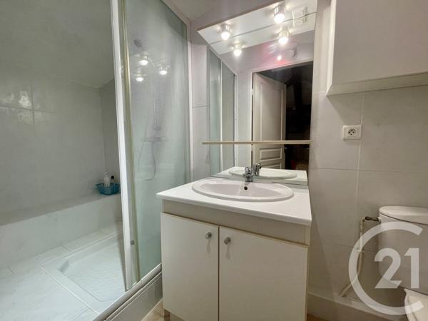 Appartement T4 à vendre  4 pièces - 85 m2 LE LAVANDOU - 83