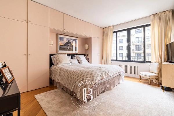 Paris 16ème, Appartement 3 Chambres -  132 m² à vendre