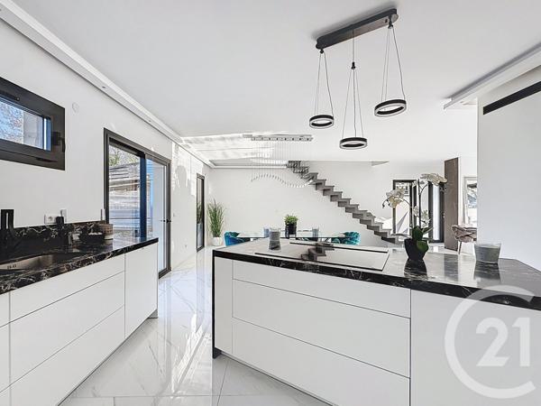 Maison à vendre  7 pièces - 147,47 m2 MONTFERMEIL - 93