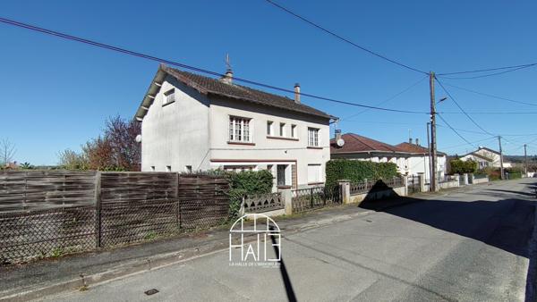 Maison
         5 pièces
        - 128 m² 181 000 € *