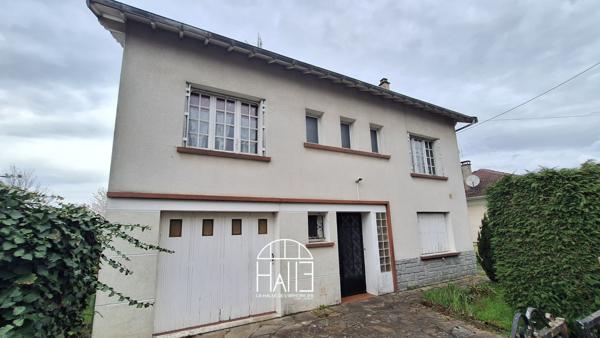 Maison
         5 pièces
        - 128 m² 181 000 € *